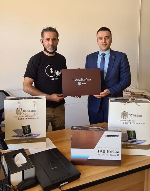أبوغزاله يهدي أجهزة لابتوب لمديرية حماية الملكية الفكرية في لبنان