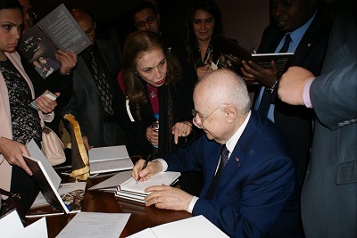 Quotes from the launching ceremony for the book: Abu-Ghazaleh: Climbing the Summit- Amr Moussa: “An enjoyable piece of work telling you a story of success, determination and the history of the nation.”
